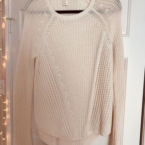 ($6) H&M CREME KNIT SWEATER